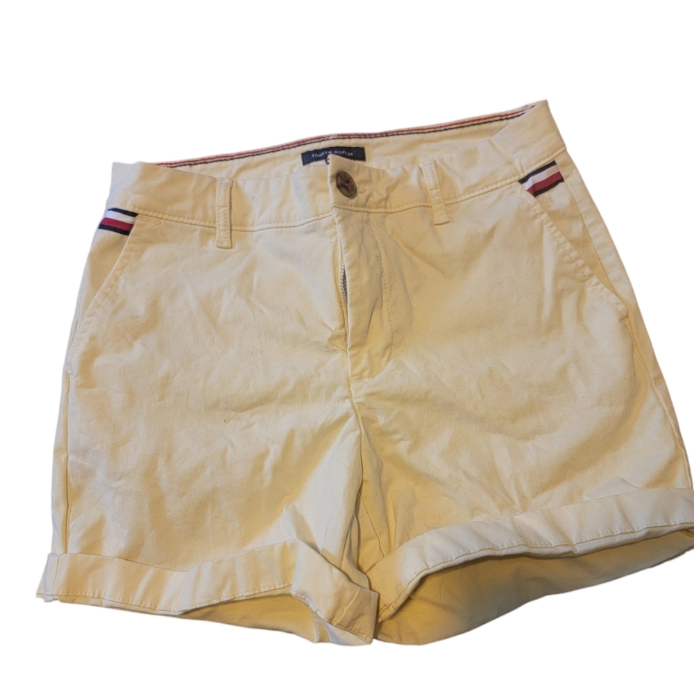 "Tommy Hilfiger Shorts - Stylish & Comfortable!